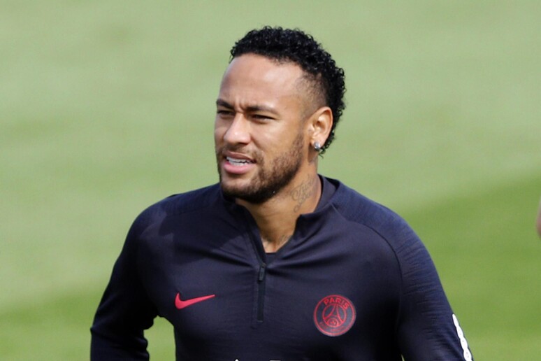Mercato alle ultime battute, Neymar rimane al Paris SG - RIPRODUZIONE RISERVATA