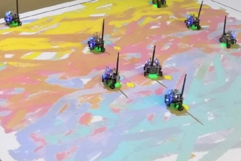 Gli sciami di robot programmati per dipingere insieme (fonte: M. Santos et al.) - RIPRODUZIONE RISERVATA