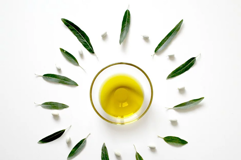 Olio di oliva (fonte: Pixabay) - RIPRODUZIONE RISERVATA