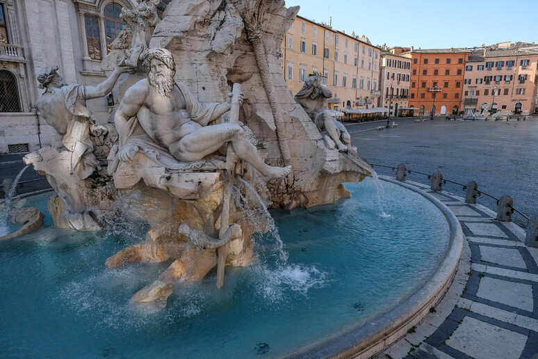 Roma, Piazza Navona senza turisti - RIPRODUZIONE RISERVATA