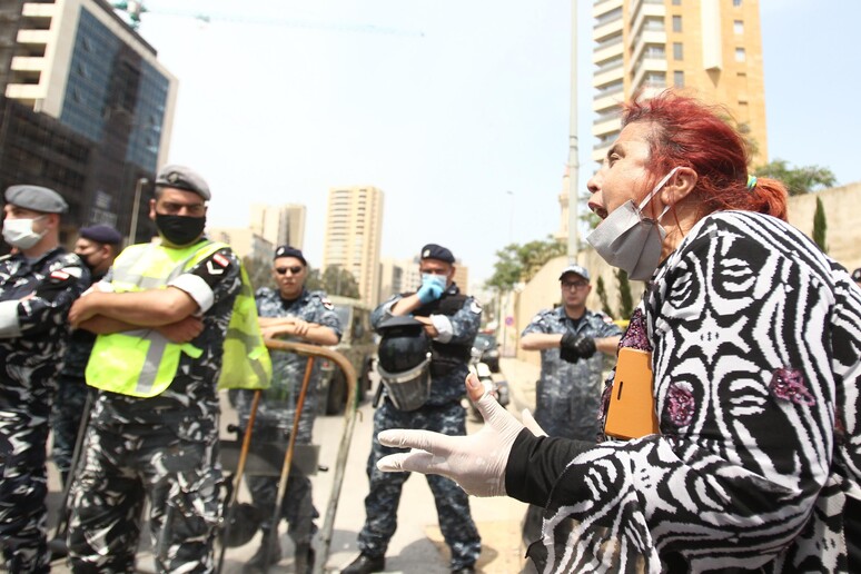 Libano: proteste anti-governative a Beirut e a Tripoli © ANSA/AFP