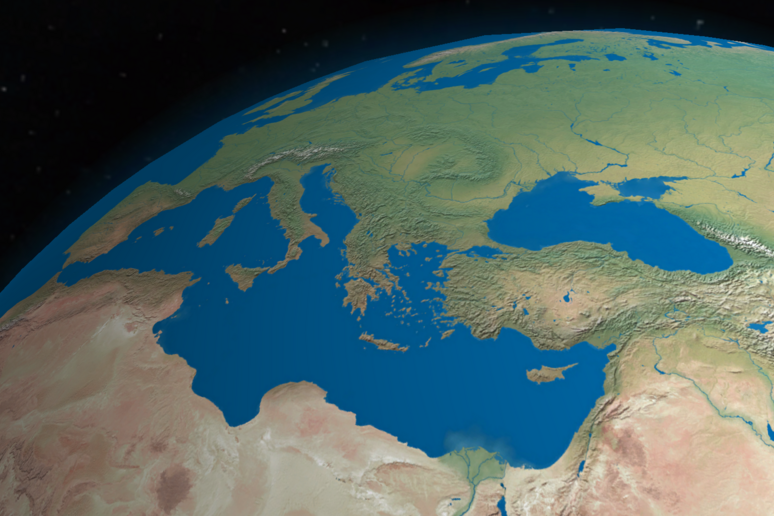 Il Mediterraneo visto dallo spazio (fonte: Przemek Pietrak, Wikipedia) - RIPRODUZIONE RISERVATA