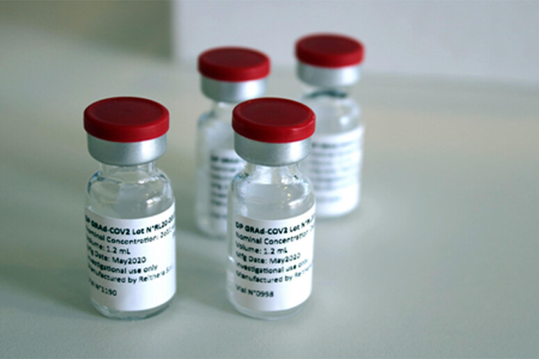 Covid: Johnson&amp;Johnson riprende studi clinici vaccino in Ue - RIPRODUZIONE RISERVATA