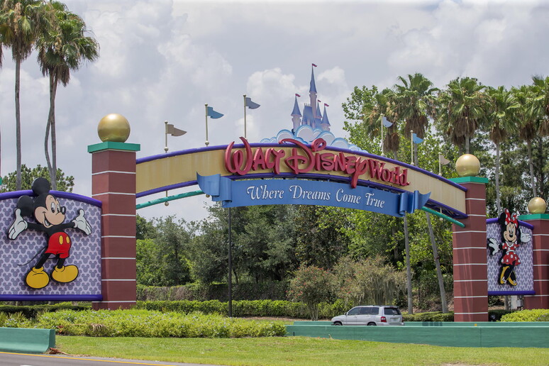 L 'ingresso di Walt Disney World Resort a Orlando, in Florida, foto di archivio © ANSA/EPA