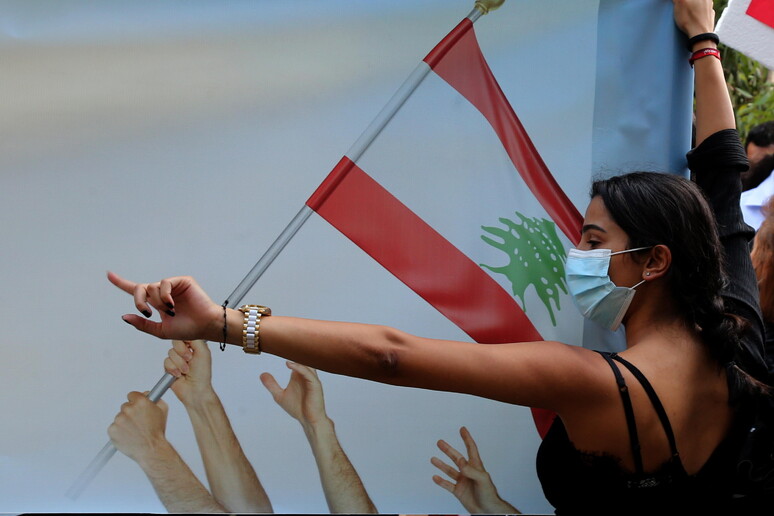 Proteste antigovernative in Libano © ANSA/EPA