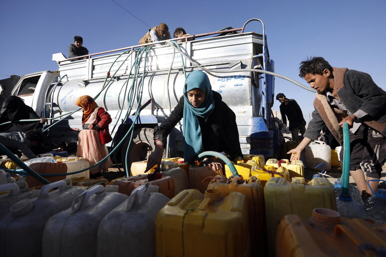 Scarsità d 'acqua in Yemen © ANSA/EPA