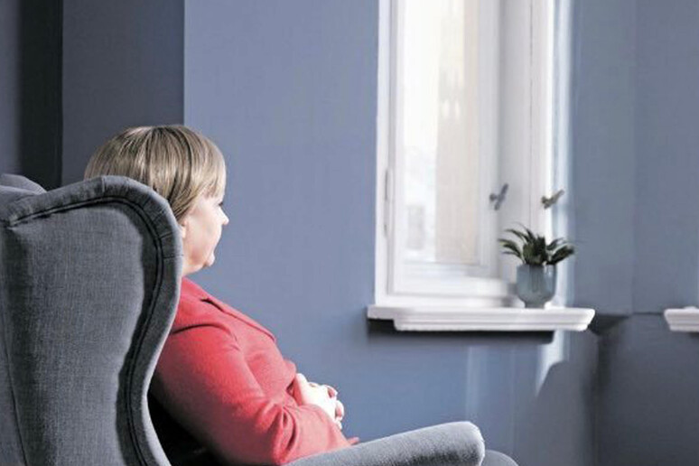 Ikea pubblicizza poltrona con sosia Merkel - RIPRODUZIONE RISERVATA