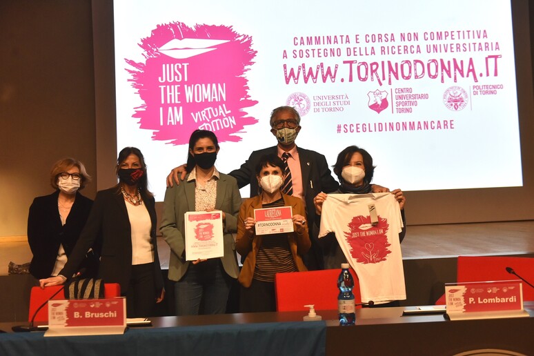 Covid: Just The Woman I Am, Torino corre online - RIPRODUZIONE RISERVATA