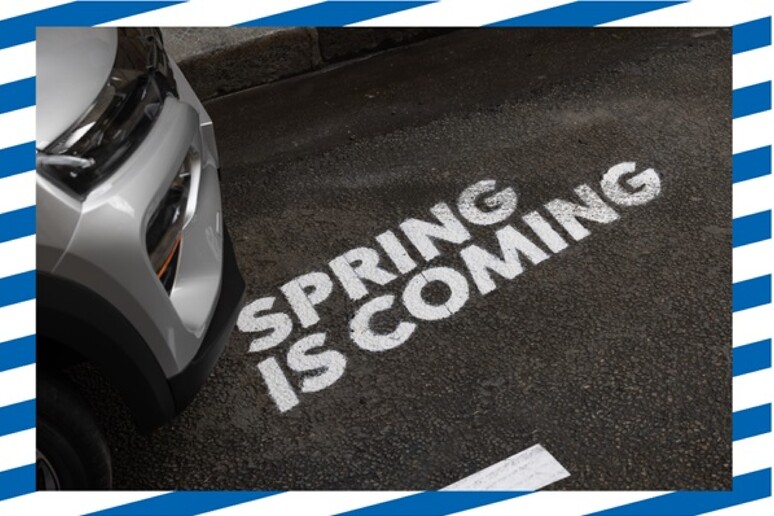 Dacia Spring, con la primavera parte campagna online - RIPRODUZIONE RISERVATA