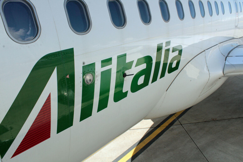 Alitalia - RIPRODUZIONE RISERVATA