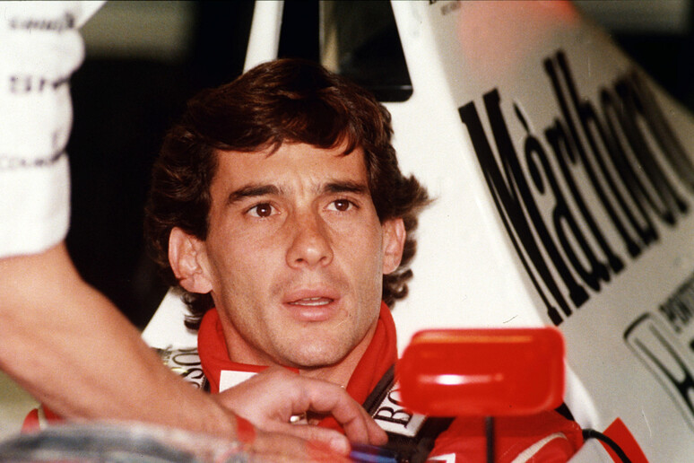 Un ' immagine d ' archivio di Ayrton Senna, il pilota brasiliano  morto l ' 1 maggio 1994 durante il Gp di San Marino - RIPRODUZIONE RISERVATA