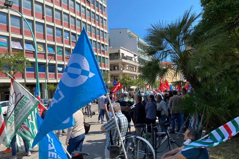 Manifestazione dei sindacati per la sicurezza sul lavoro - RIPRODUZIONE RISERVATA