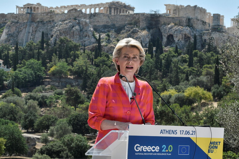 European Commission President Ursula von der Leyen in Athens © ANSA/EPA