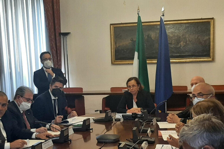 Ministro Lamorgese a Palermo per comitato sicurezza - RIPRODUZIONE RISERVATA
