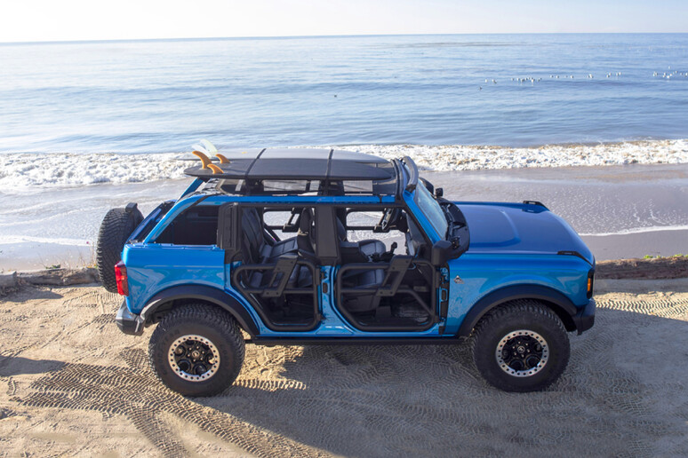 Bronco Riptide 2021, dedicato ai surfisti della California © ANSA/Ford Media US