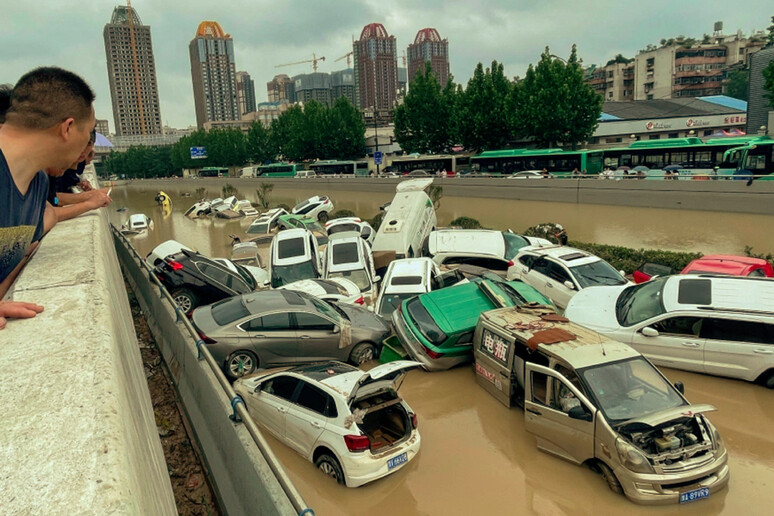 Huawei e Intelligenza Artificiale salvano auto da alluvioni - RIPRODUZIONE RISERVATA