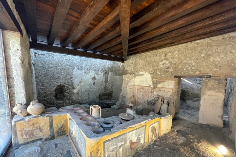 Pompei, dal 12 agosto apre al pubblico l 'antica tavola calda - RIPRODUZIONE RISERVATA