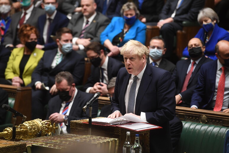 Il primo ministro britannico si scusa alla Camera dei Comuni per il  'partygate ' © ANSA/EPA
