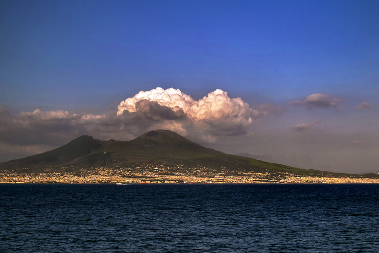 Il Vesuvio (fonte: Vittorio Pandolfi da Flickr) - RIPRODUZIONE RISERVATA