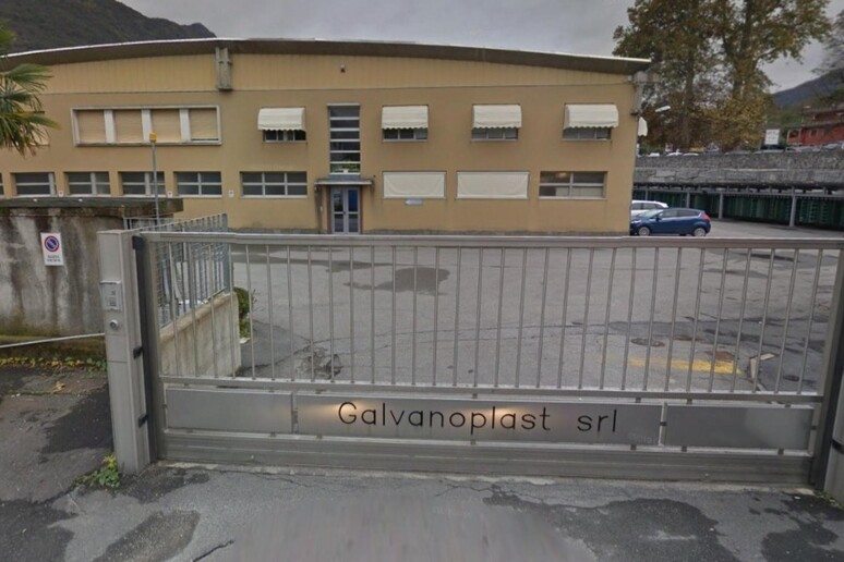 Una veduta esterna della ditta Galvanoplast di Gravellona Toce, tratta da Google Street View - RIPRODUZIONE RISERVATA
