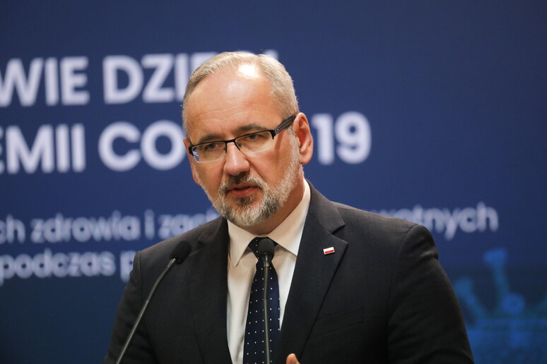 Il ministro della Salute polacco Adam Niedzielski in una foto di archivio © ANSA/EPA