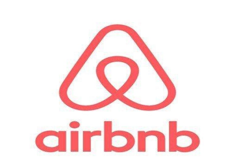 Il marchio di Airbnb - RIPRODUZIONE RISERVATA