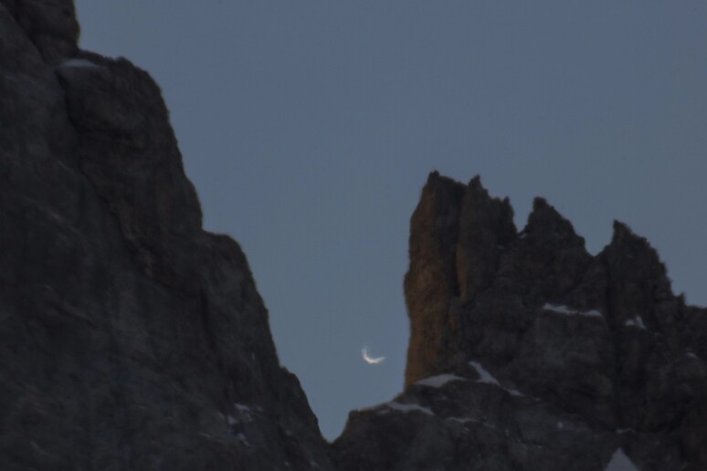 Venere visto tra le guglie della Cima di Terranova nelle Dolomiti (fonte Claudio Pra – UAI) - RIPRODUZIONE RISERVATA