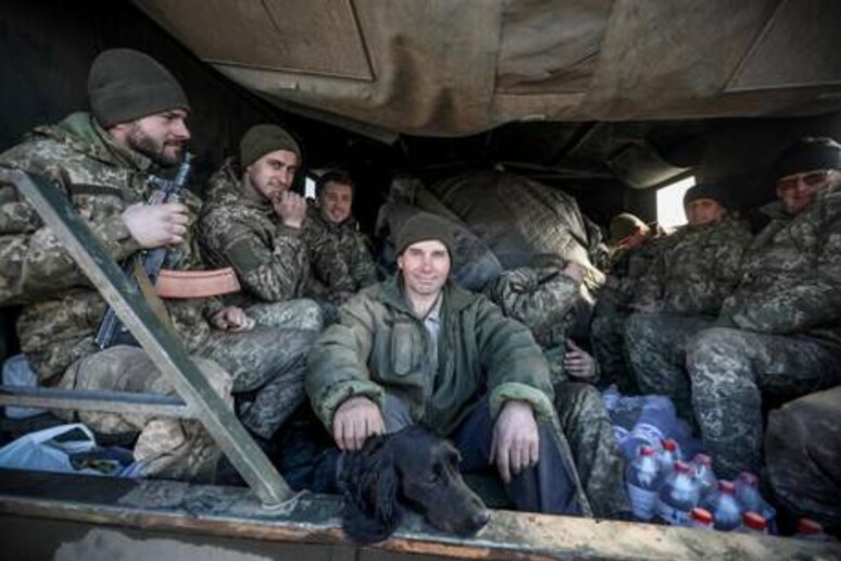 Ucraina: Kiev, due soldati uccisi nella notte © ANSA/AFP