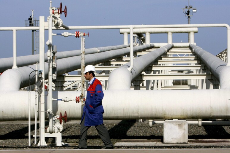 Eni: cessione quota in gasdotto Blue Stream con Gazprom - RIPRODUZIONE RISERVATA