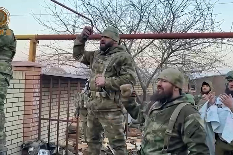 Miliziani in Ucraina - RIPRODUZIONE RISERVATA