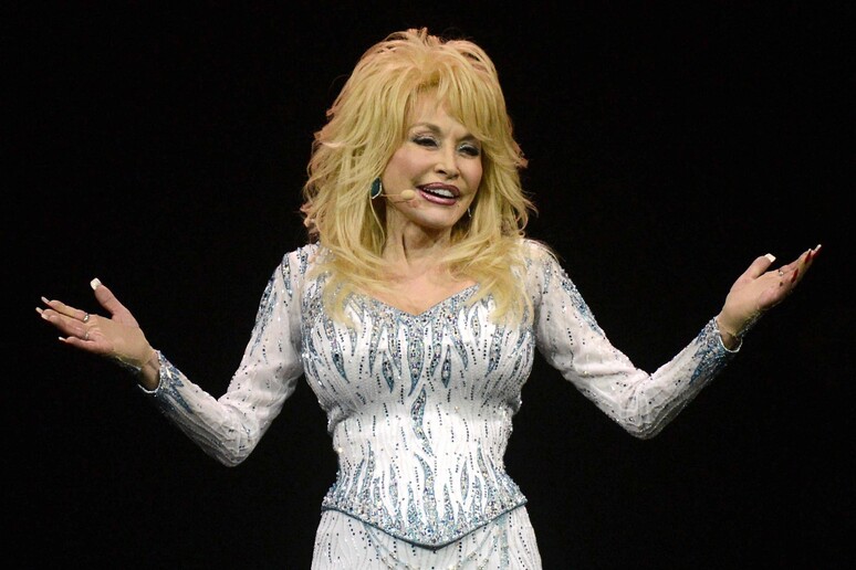 Dolly Parton in concert in Cologne - RIPRODUZIONE RISERVATA
