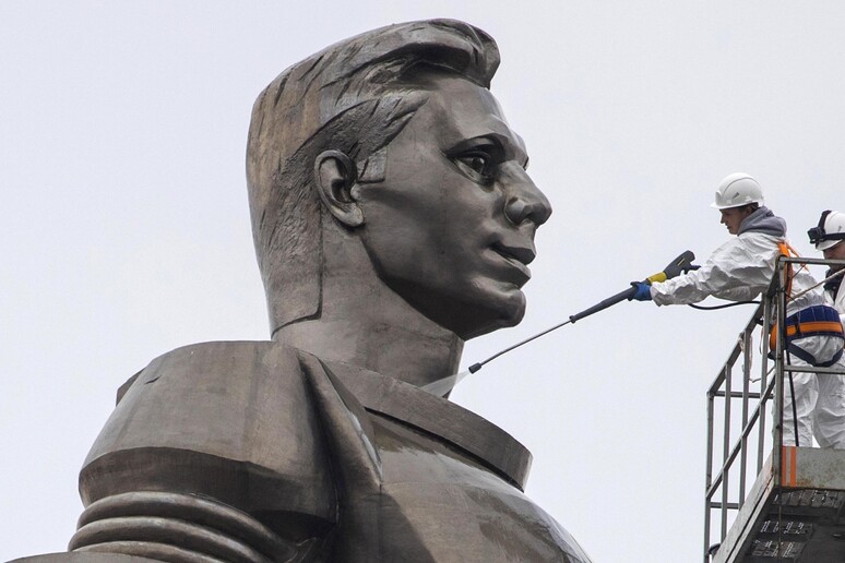 La statua dedicata a Gagarin (archivio) © ANSA/EPA