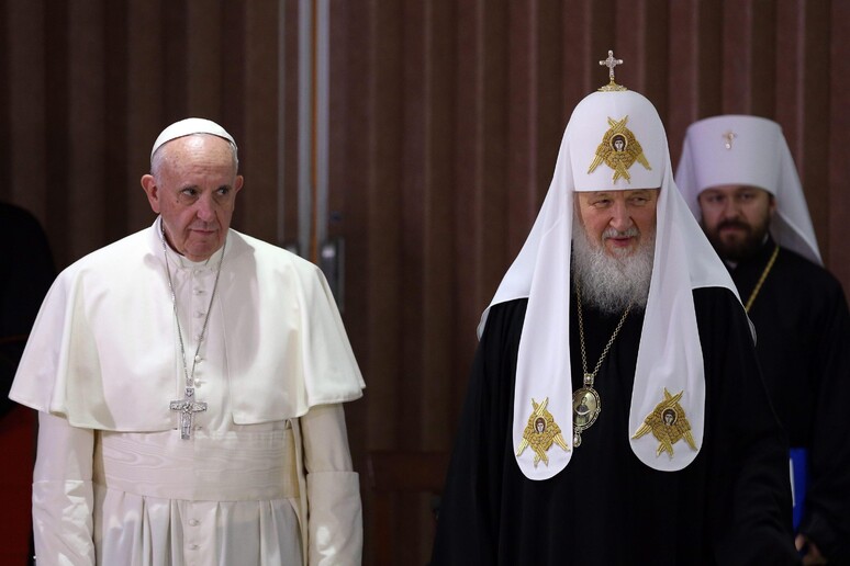 Il Papa e Kirill © ANSA/EPA