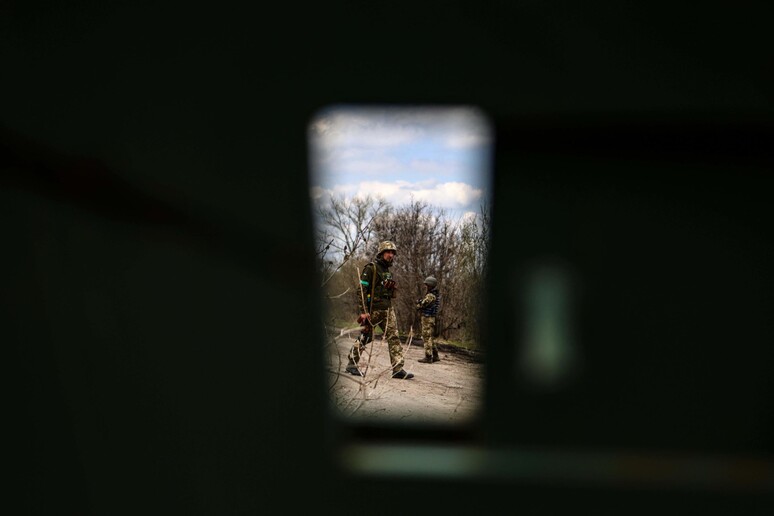 Un militare ucraino © ANSA/AFP