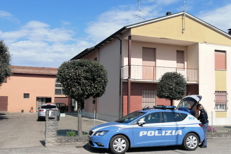 Il luogo dove due anziani sono stati trovati morti, a Cotignola - RIPRODUZIONE RISERVATA
