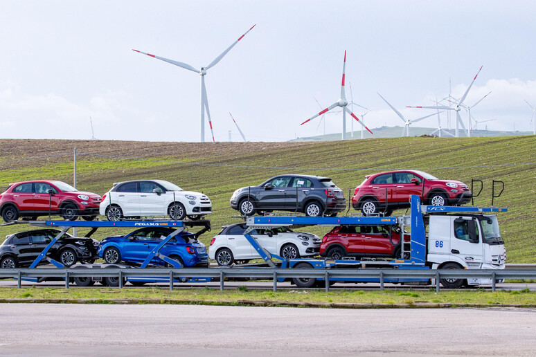 Incentivi auto 2022, Stellantis:  'Più spediti verso zero emissioni ' - RIPRODUZIONE RISERVATA