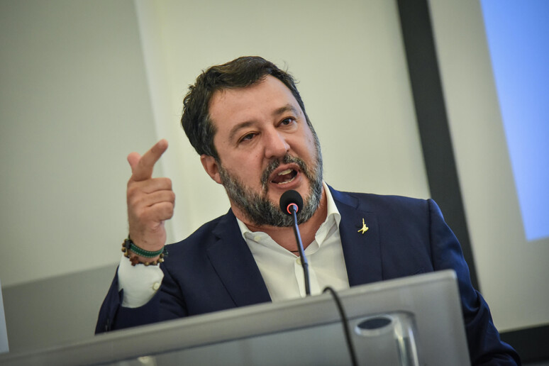 Ucraina: Salvini, spero non serva votare su nuove armi - RIPRODUZIONE RISERVATA