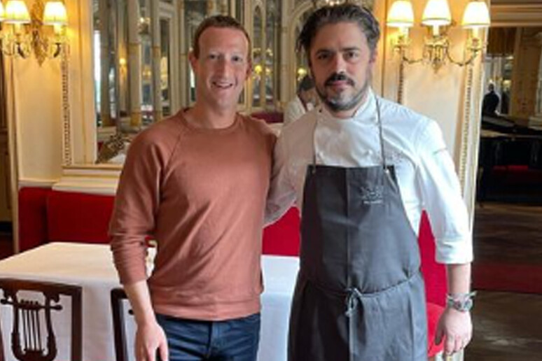 Mark Zuckerberg e Matteo Baronetto - RIPRODUZIONE RISERVATA