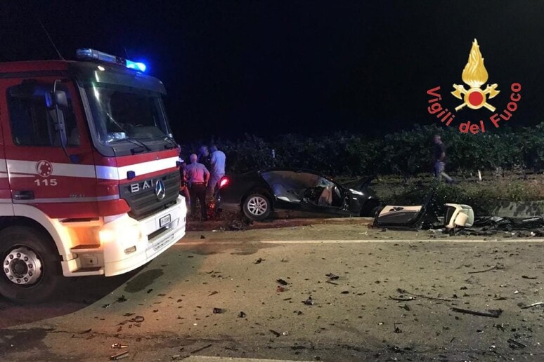 Incidenti stradali: due morti e un ferito grave a Cir? Marina - RIPRODUZIONE RISERVATA