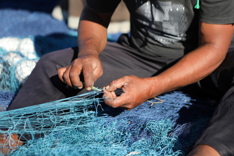 Fao, vivono di piccola pesca artigianale 495 milioni di persone © ANSA/EPA