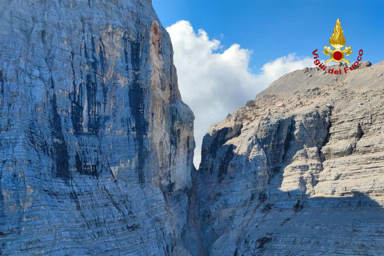 Scarica di roccia da Monte Pelmo, ispezioni Soccorso Alpino - RIPRODUZIONE RISERVATA