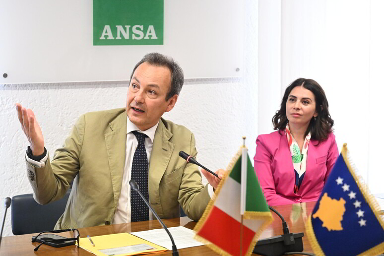 Nuovo accordo di collaborazione tra ANSA e Kosovapress - RIPRODUZIONE RISERVATA