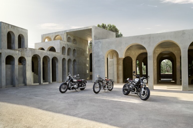 Bmw Motorrad al Motorbike Expo con la gamma heritage - RIPRODUZIONE RISERVATA
