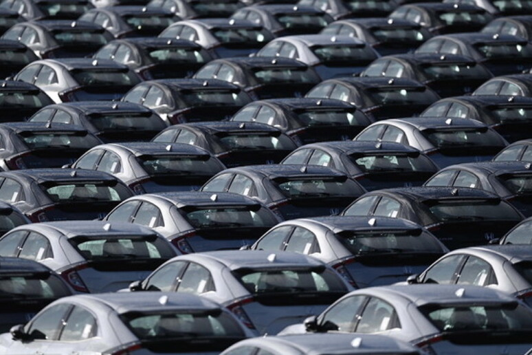 Beffa Brexit, le auto del governo britannico saranno Audi A8 - RIPRODUZIONE RISERVATA