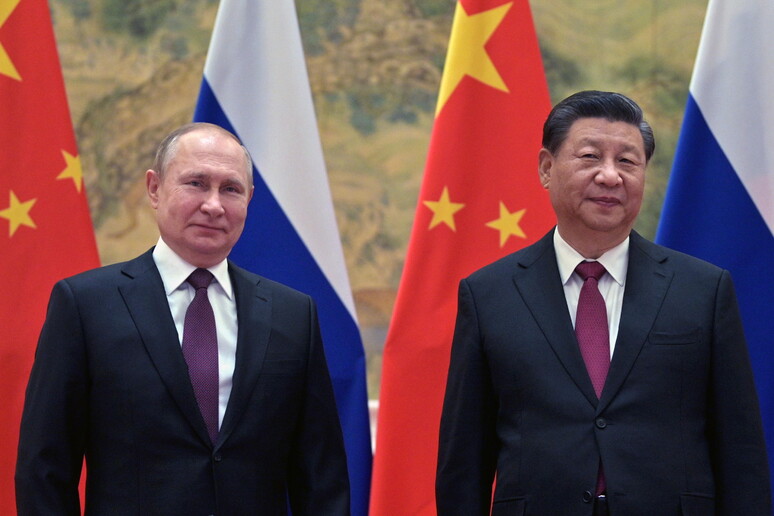 Un precedente incontro fra Vladimir Putin e Xi Pinping © ANSA/EPA