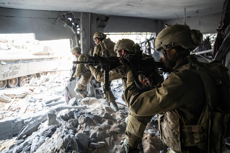Esercito annuncia sospensione attività in due rioni Gaza