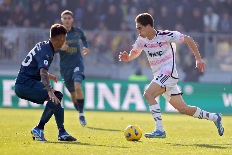 La Juve passa a Frosinone, decide Vlahovic dalla panchina - Calcio - Ansa.it