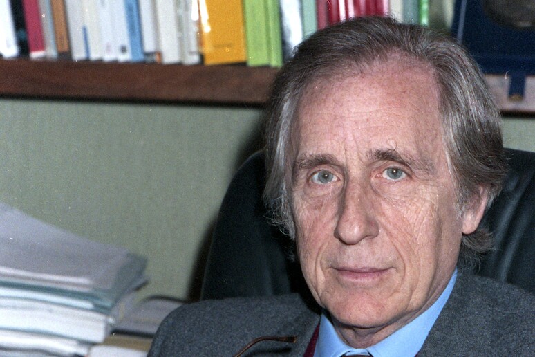 E ' morto Giorgio Ruffolo, socialista e ministro dall '87 al  '92 - RIPRODUZIONE RISERVATA