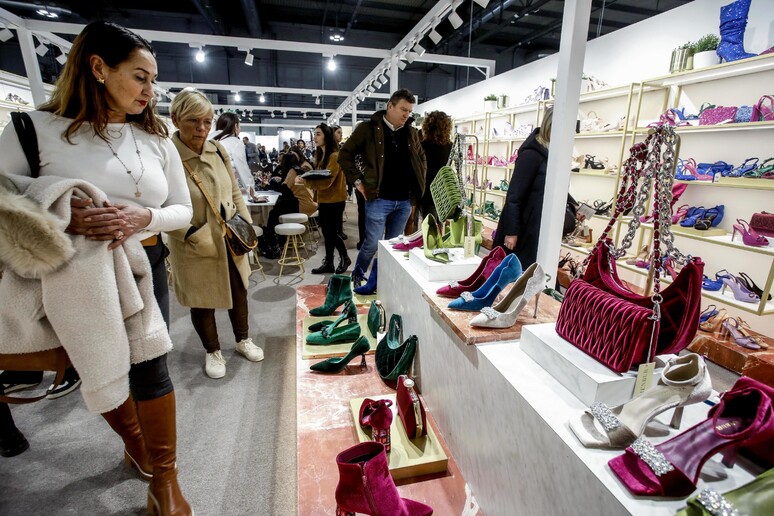 Chiudono i saloni fieristici moda a Milano, +21% di visitatori