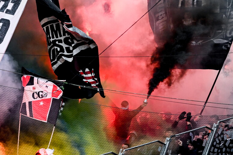 Prefetto di Napoli, nuovo divieto per tifosi Eintracht © ANSA/EPA